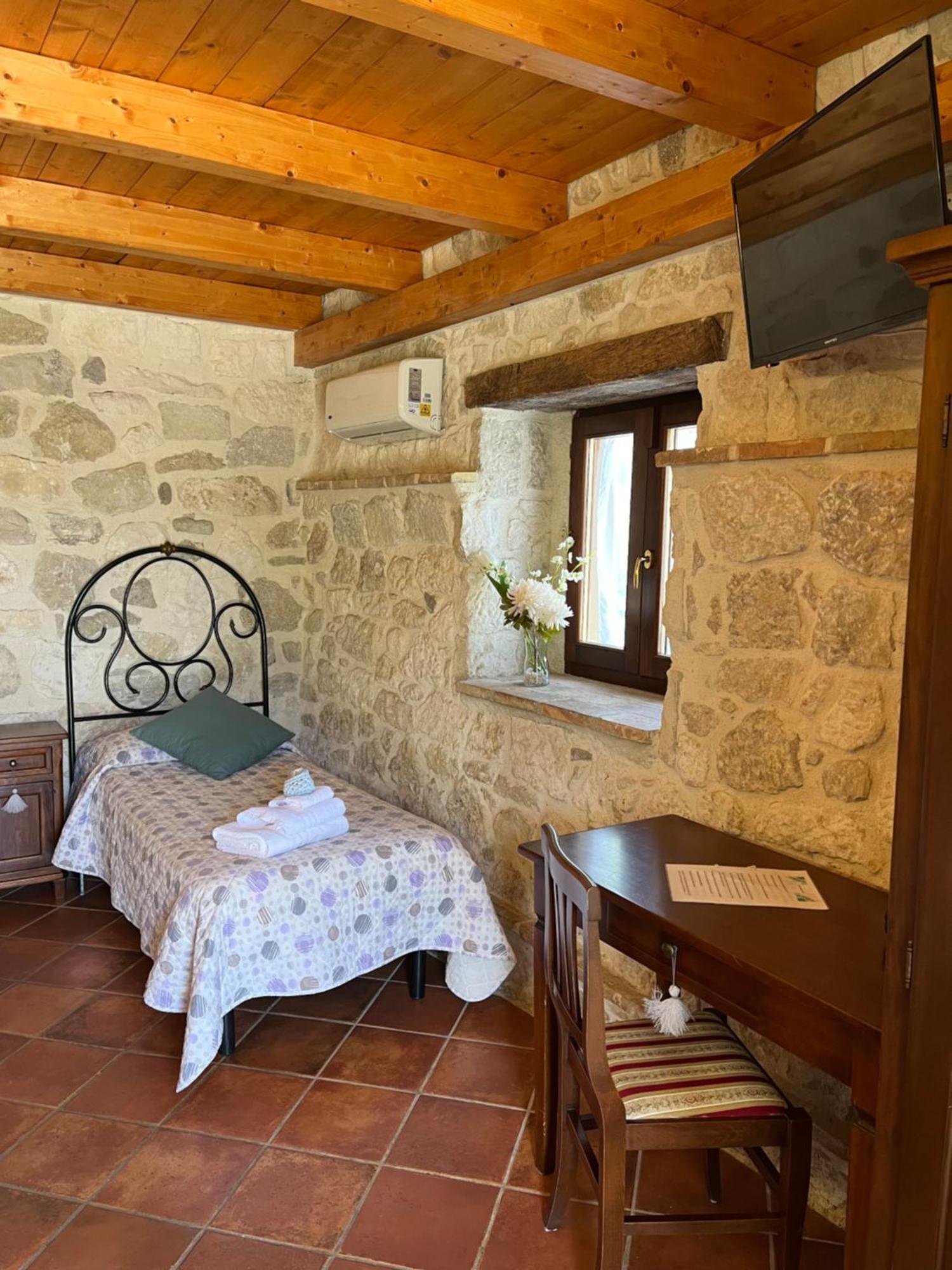 Country House Antiche Dimore Abbateggio ภายนอก รูปภาพ