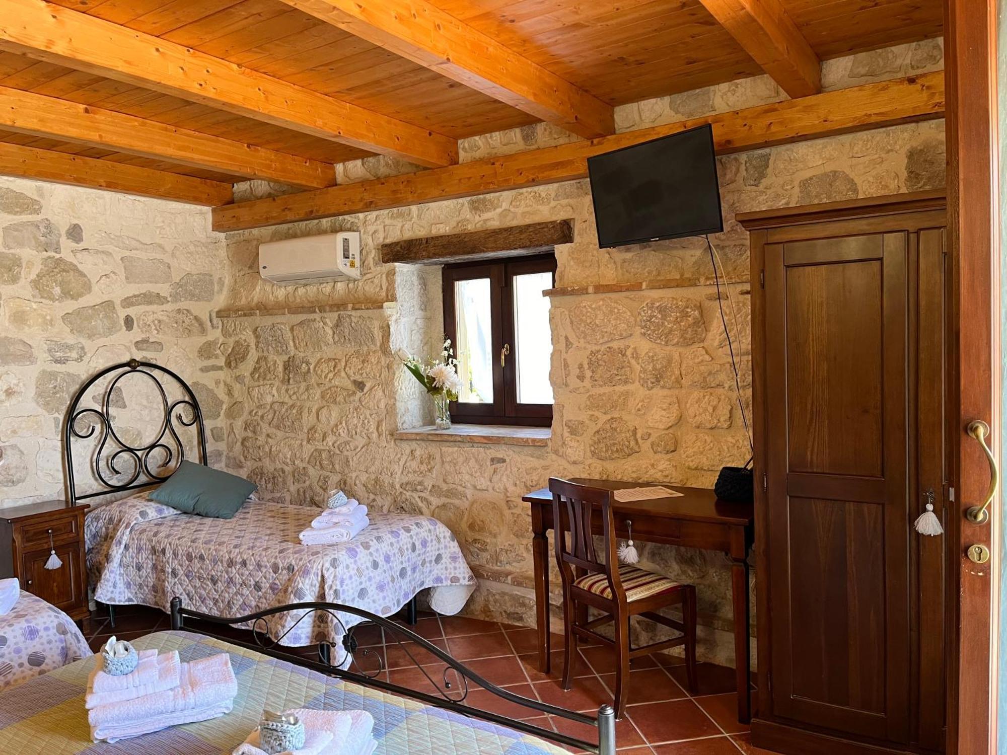 Country House Antiche Dimore Abbateggio ภายนอก รูปภาพ